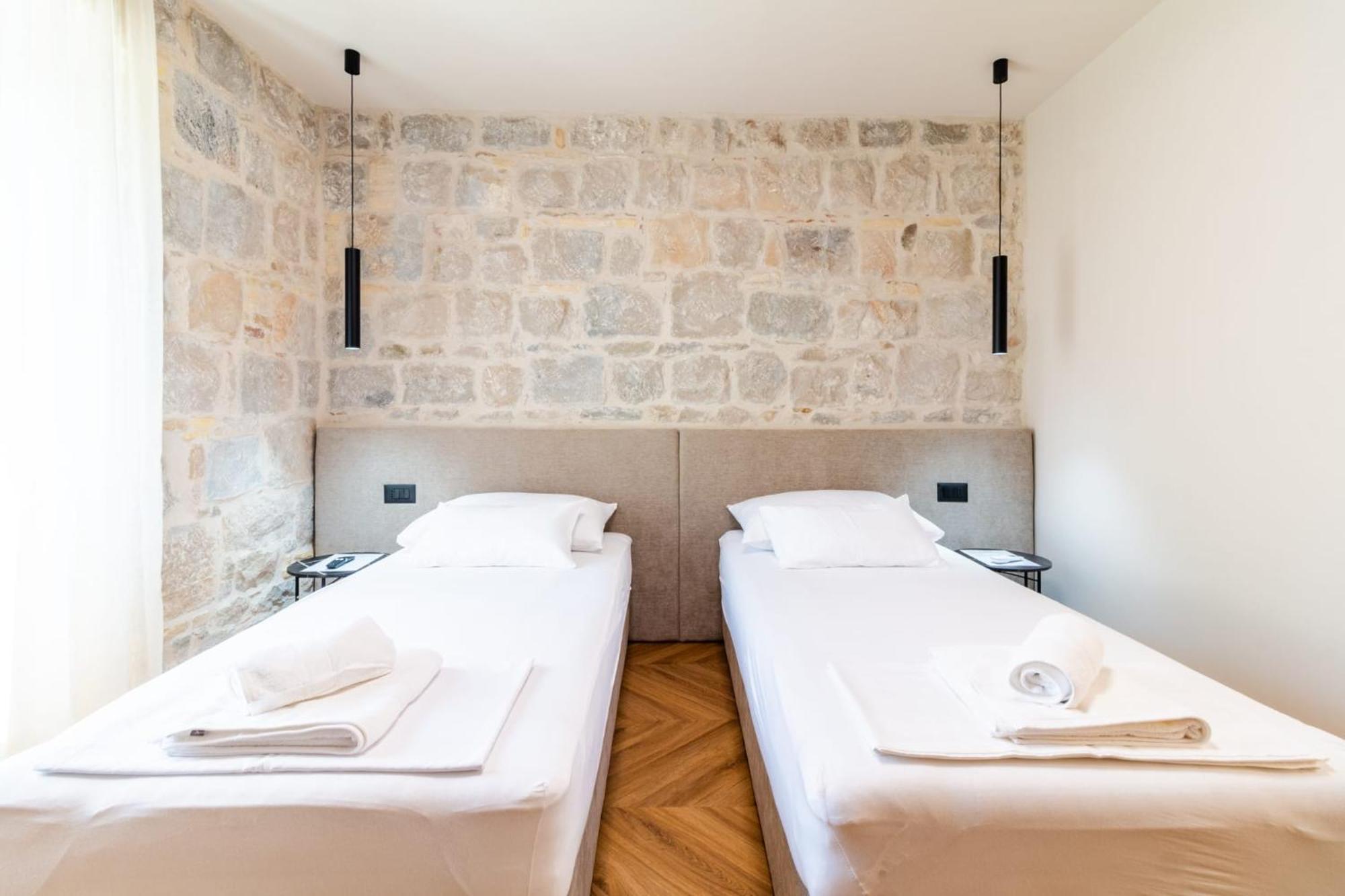 Centre In Stone House Appartement