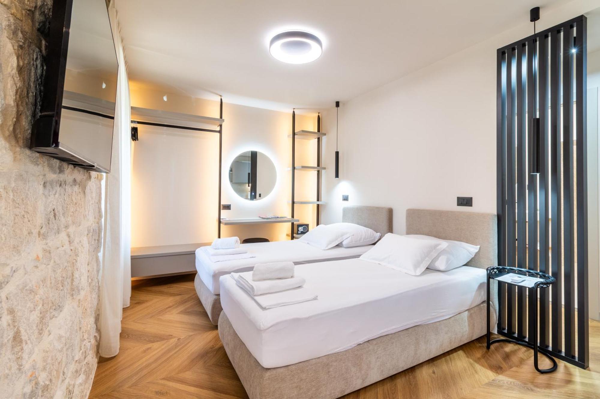Apartman Centre In Stone House