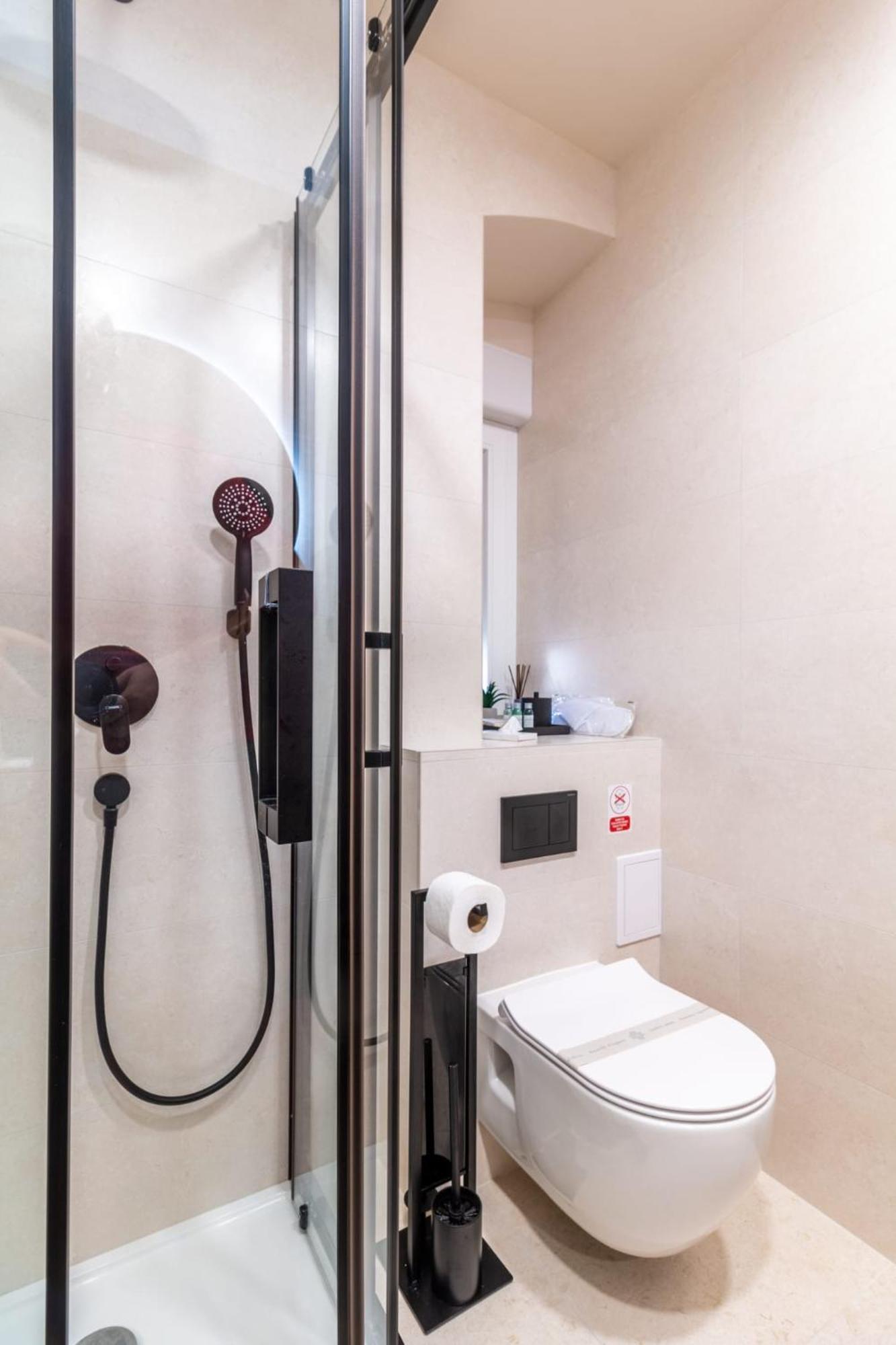 Centre In Stone House Apartment *